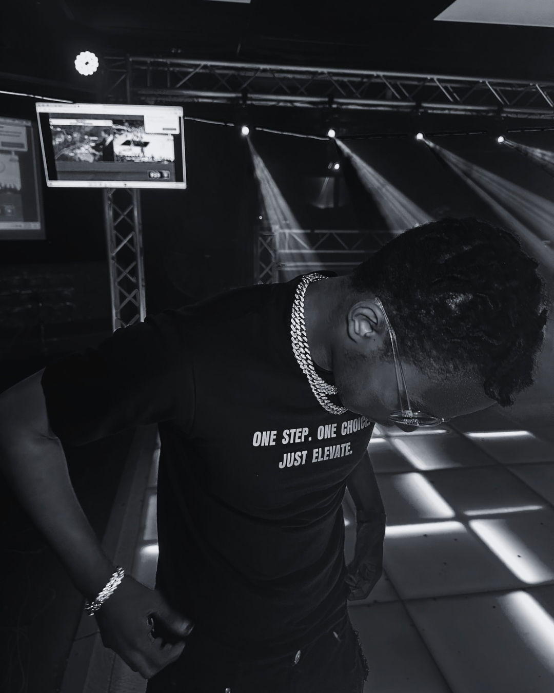 ONE STEP. ONE CHOICE TEE